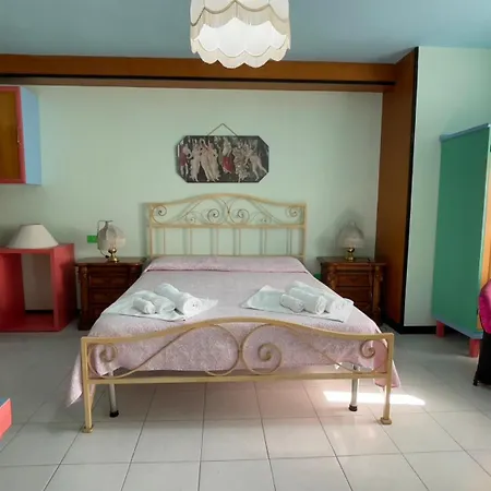 Lucia Hostel Potenza